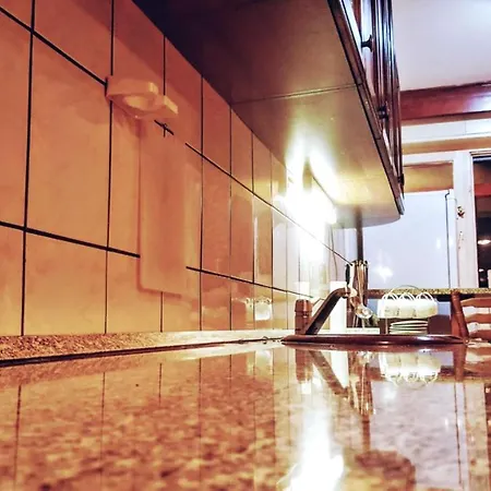 Shangri La 公寓 *