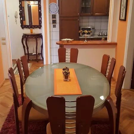 Shangri La Apartman *